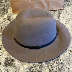Brand new condition fedora hat